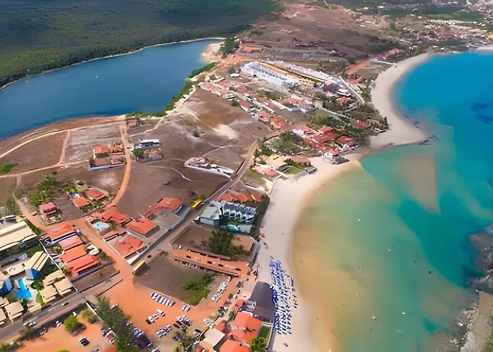 Sua Cobertura Tabatinga Beach Resort
